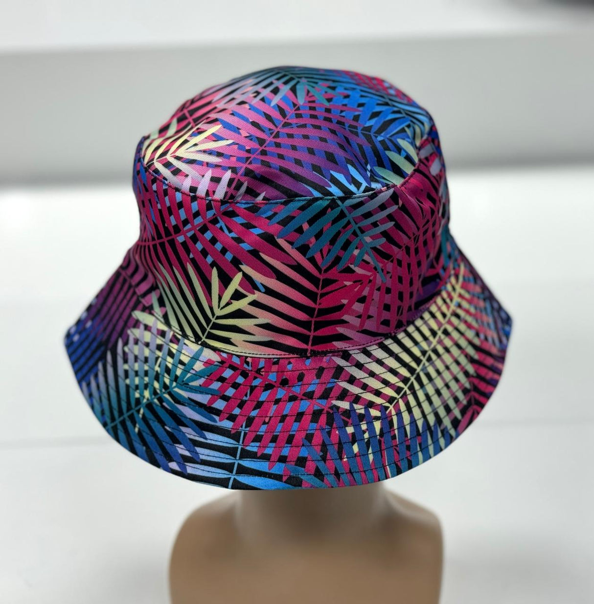 Pinnakle Reversible Bucket Hat