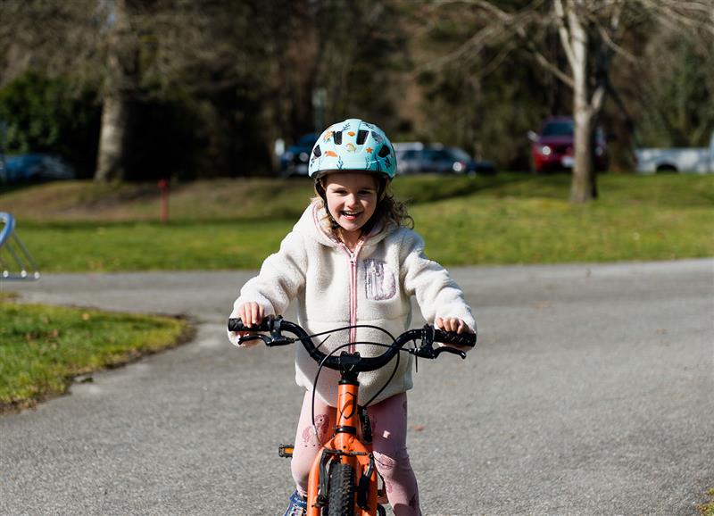 Lazer P’nut KinetiCore 2.0 Kids Helmet – Sealife (Turnfit) - Bicycle Helmets - Dawson Sports
