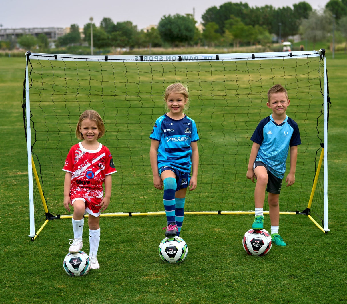 Mission Football (3 sizes available) - Footballs - Dawson Sports