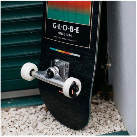 Globe G1 Supercolor Black/Pond  8.125