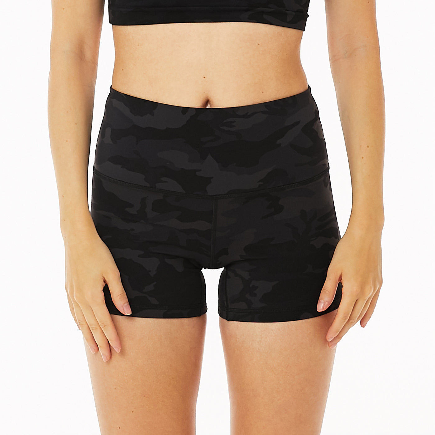 Camo store levi shorts