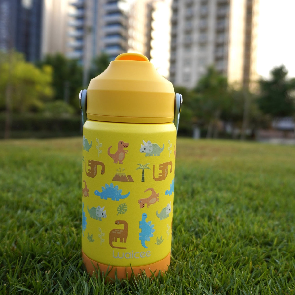 Beige Dinosaur 2.0 Bottle with Handle - 12oz / 350ml - Water Bottles - Dawson Sports