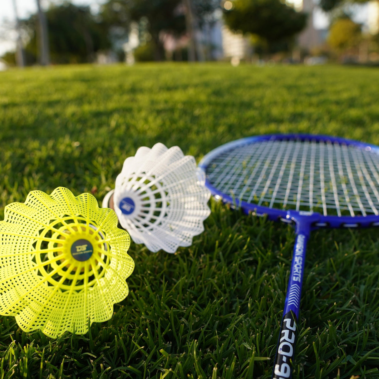 Shuttlecocks (Nylon) - Shuttlecocks - Dawson Sports