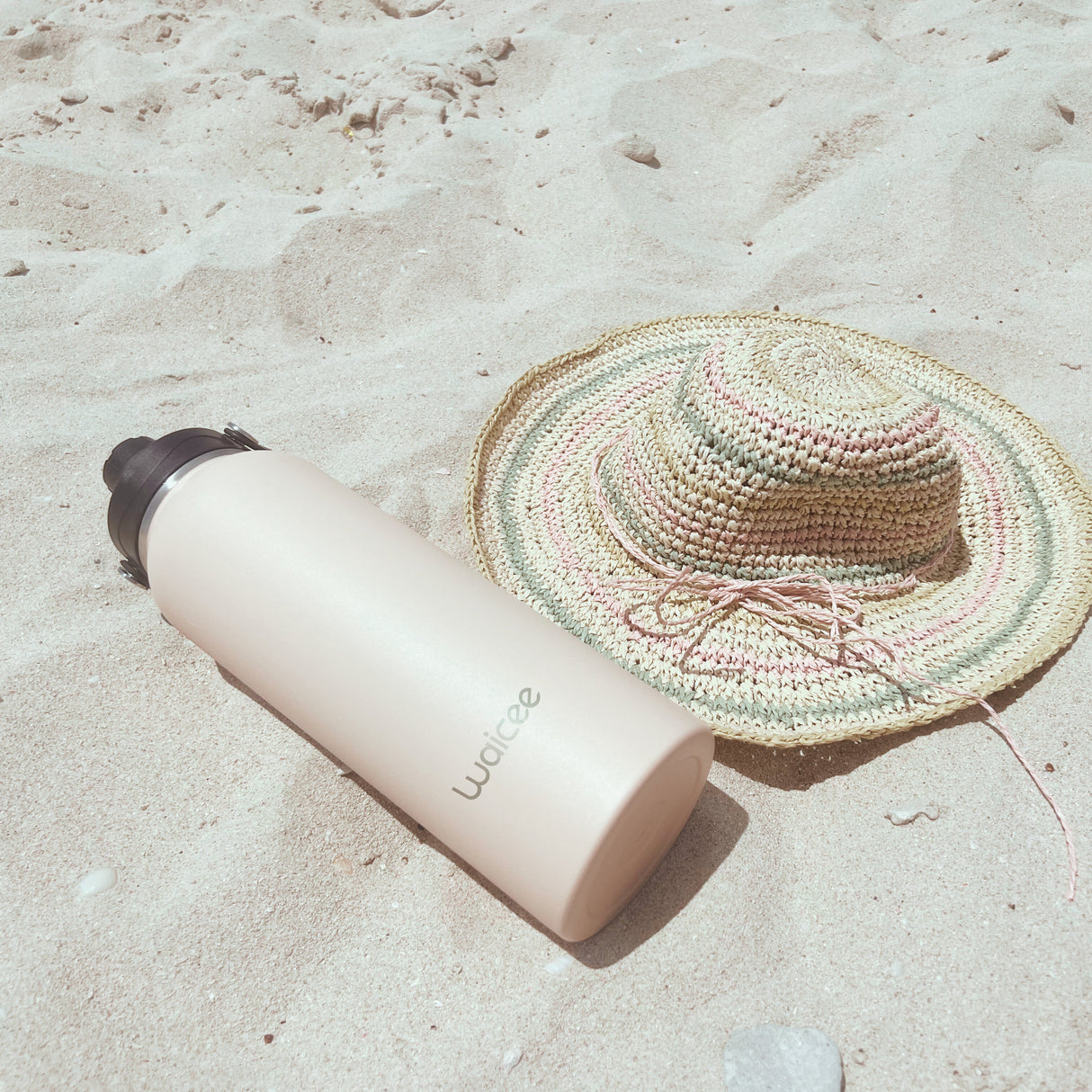 Soft Sand Reusable Bottle – 32oz / 950ml