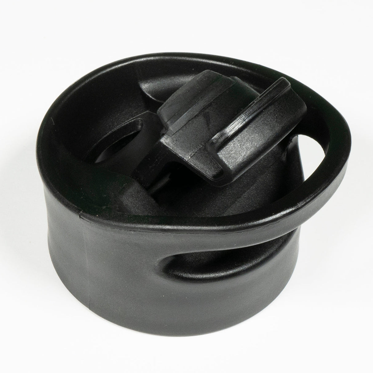 Replaceable Twist and Sip Lid 2